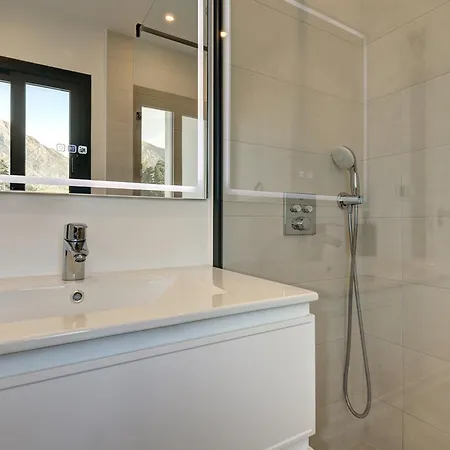 Luxury With Private Pool And Unique Views Pass The Keys Holiday home Marbella