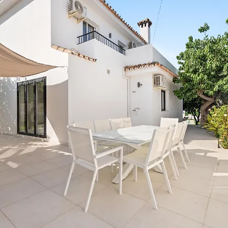 Luxury With Private Pool And Unique Views Pass The Keys Holiday home