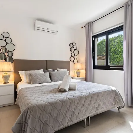 Holiday home Luxury With Private Pool And Unique Views Pass The Keys