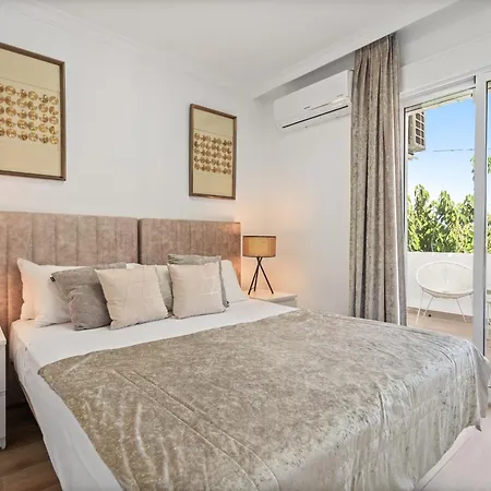 Luxury With Private Pool And Unique Views Pass The Keys Marbella